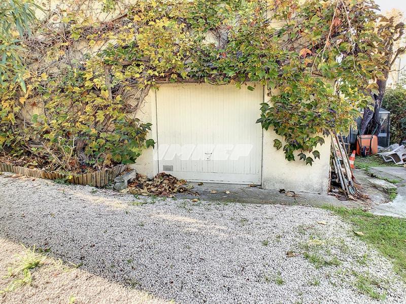 Maison - 200 m² - 7 pièces