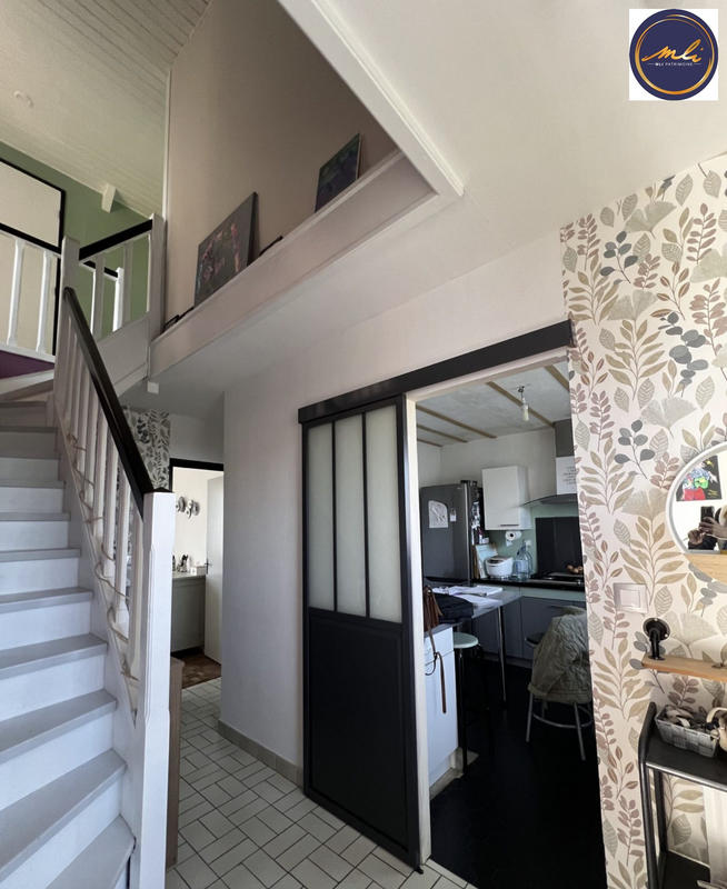 Maison traditionnelle - 128 m² - 9 pièces