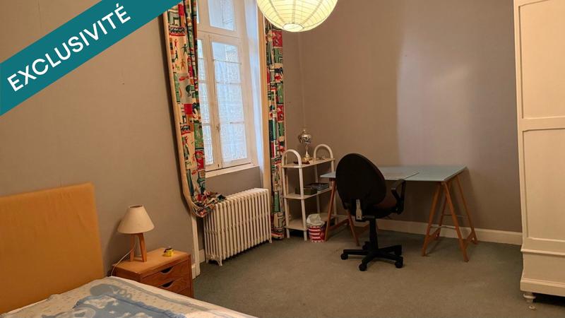 Maison - 260 m² - 13 pièces