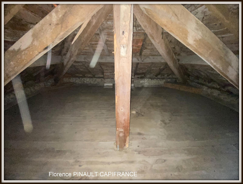 Maison - 108 m² - 8 pièces