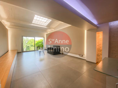 Maison - 197 m² - 7 pièces