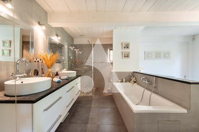 Villa - 177 m² - 6 pièces