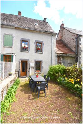 Villa - 137 m² - 8 pièces