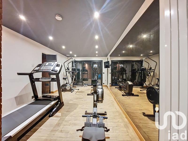 Maison de maîtres - 750 m² - 14 pièces