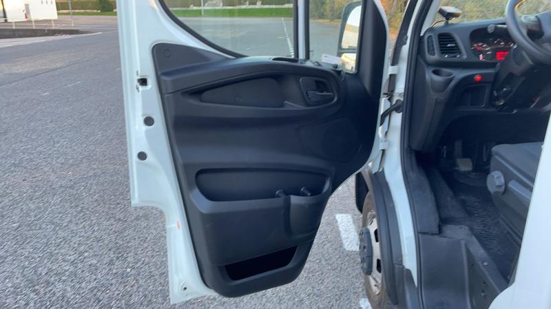 Iveco Daily Chassis Cab Frigo Quad-Leaf My2019 2.3 156 35 c Caisse Klege Europ