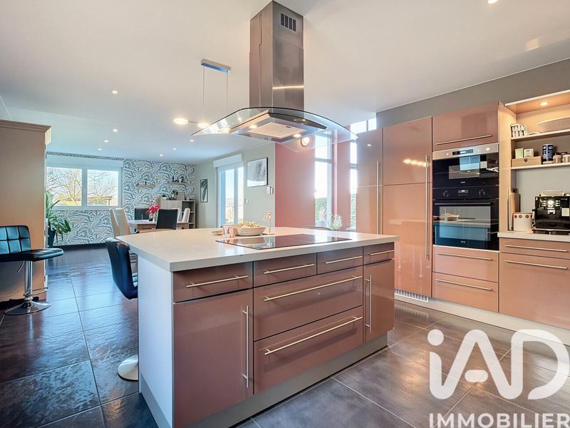 Maison - 264 m² - 6 pièces