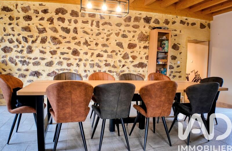 Maison - 145 m² - 6 pièces