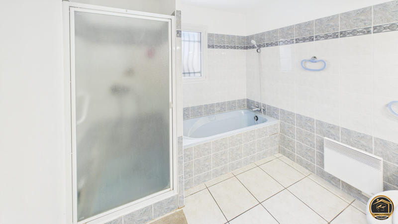 Maison - 154 m² - 6 pièces