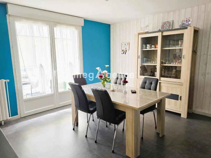 Maison - 83 m² - 6 pièces