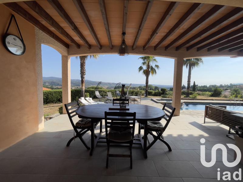 Maison - 180 m² - 7 pièces