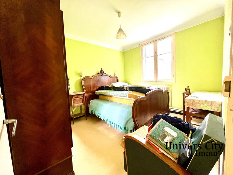 Maison - 207 m² - 9 pièces