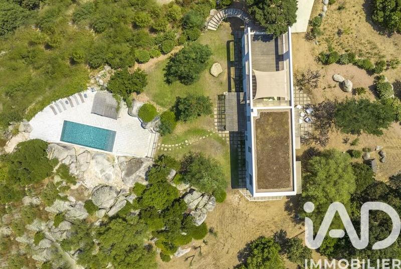 Maison - 180 m² - 4 pièces