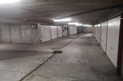 Parking / Garage - 18 m²