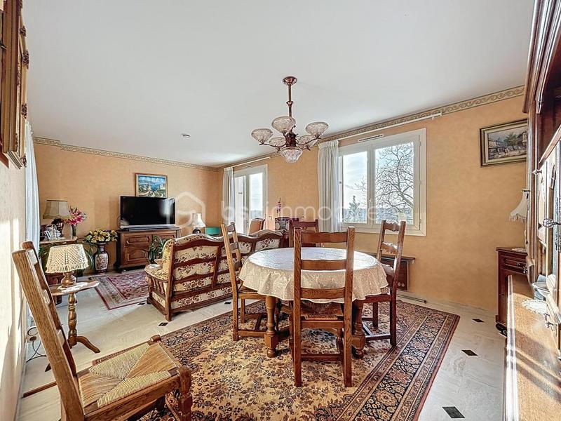 Pavillon - 90 m² - 4 pièces