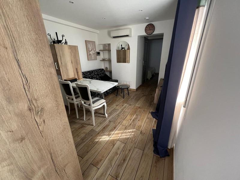 Maison traditionnelle - 138 m² - 5 pièces