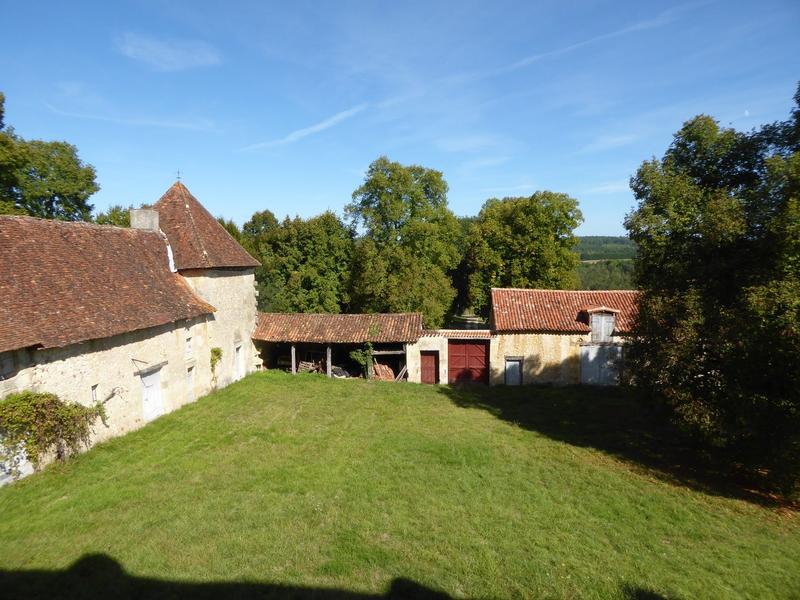 Château - 537 m² - 14 pièces