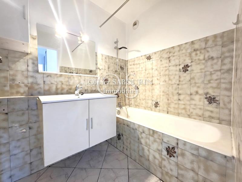 Appartement - 84 m² - 4 pièces