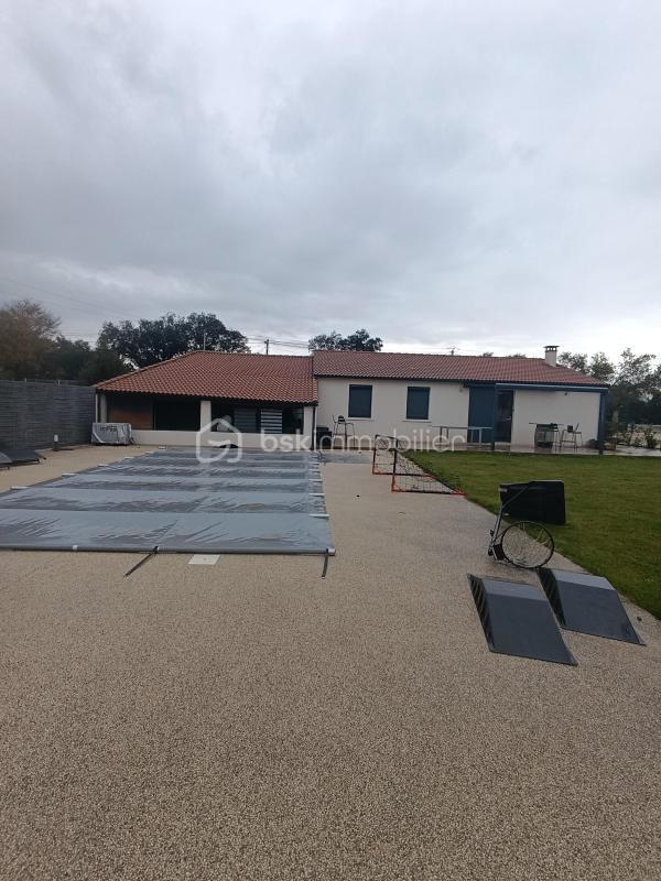 Maison traditionnelle - 110 m² - 5 pièces