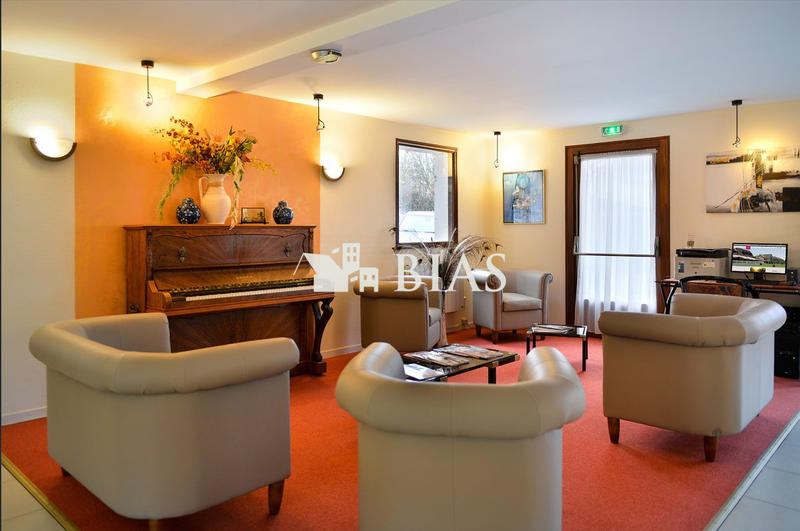 Fonds de commerce - 1 500 m²