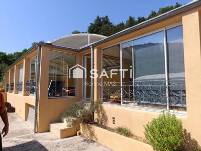 Maison - 105 m² - 8 pièces