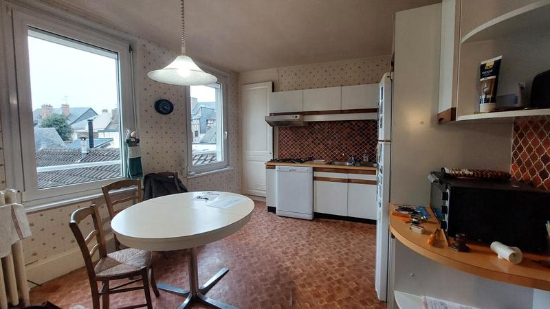 Maison de ville - 240 m² - 2 pièces