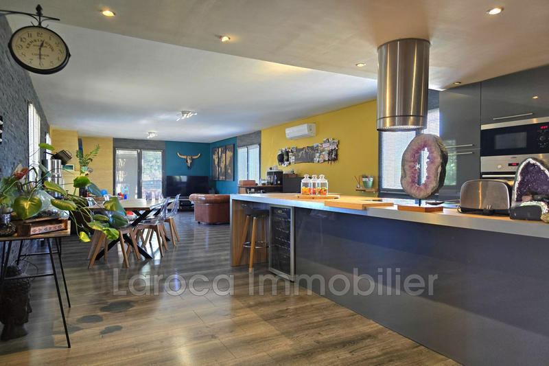 Maison - 154 m² - 4 pièces