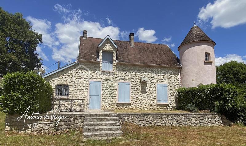 Demeure - 113 m² - 5 pièces