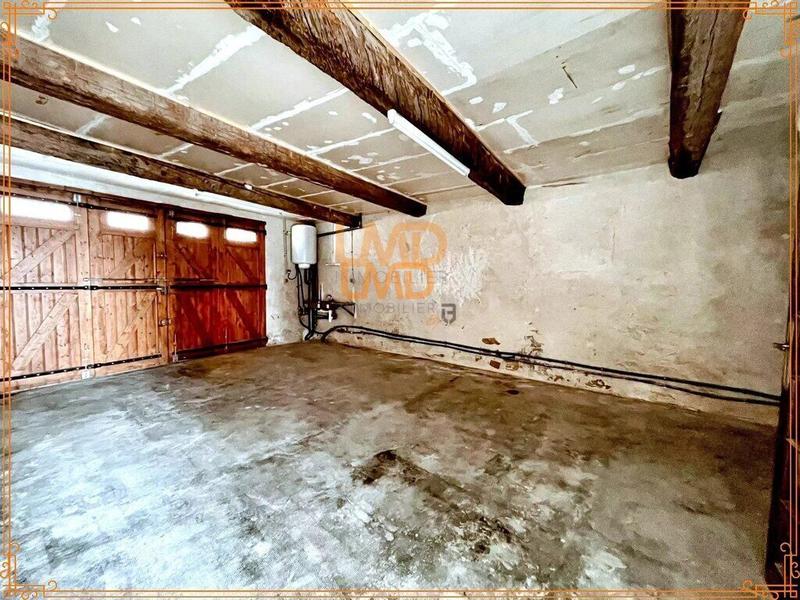 Maison de maîtres - 247 m² - 14 pièces