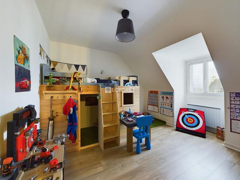 Maison - 139 m² - 7 pièces