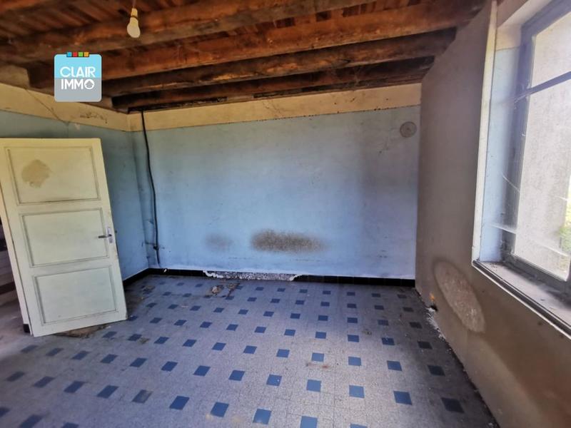 Maison - 200 m² - 2 pièces