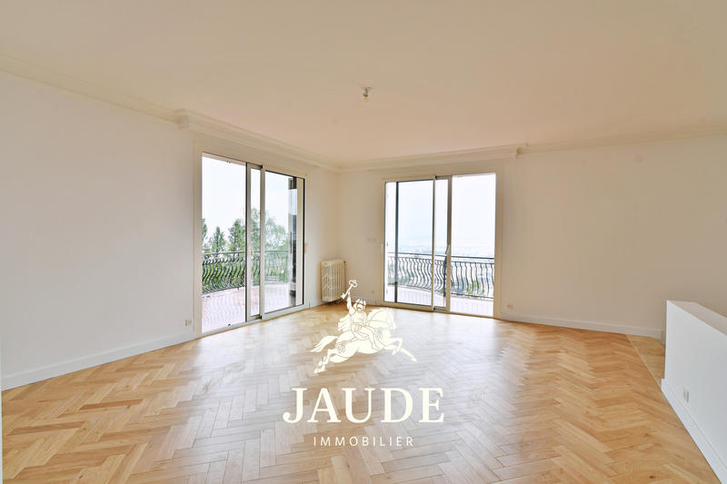 Appartement - 202 m² - 5 pièces