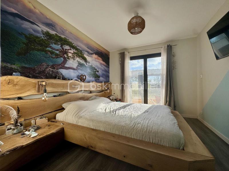 Maison - 212 m² - 7 pièces