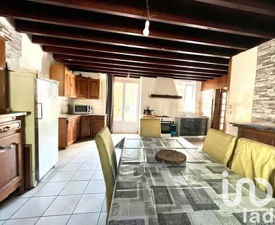 Maison - 163 m² - 8 pièces