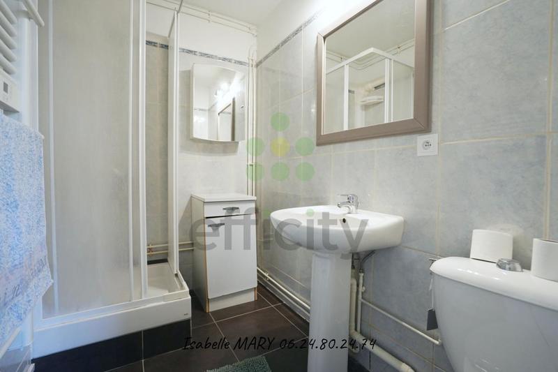 Maison - 179 m² - 5 pièces