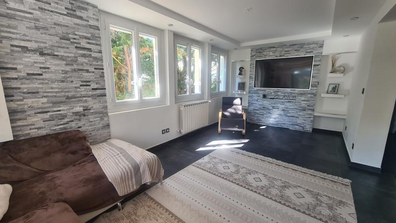 Maison - 170 m² - 7 pièces