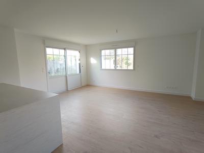 Maison - 143 m² - 6 pièces