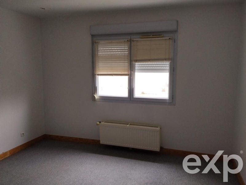 Bureau - 93 m² - 5 pièces