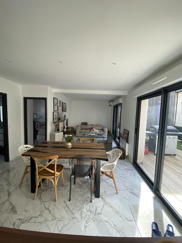 Maison - 77 m² - 4 pièces