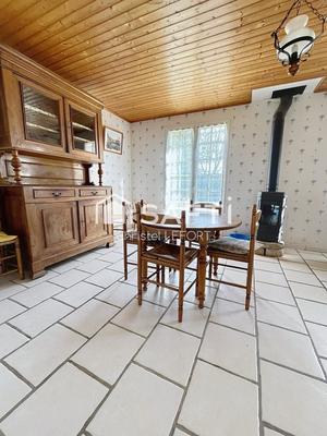 Maison - 86 m² - 5 pièces