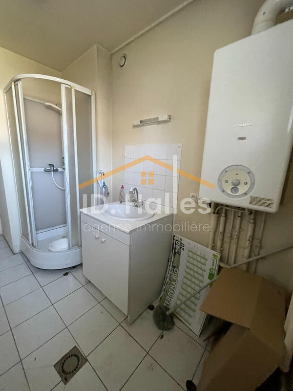 Local d'activité / Entrepôt - 530 m²