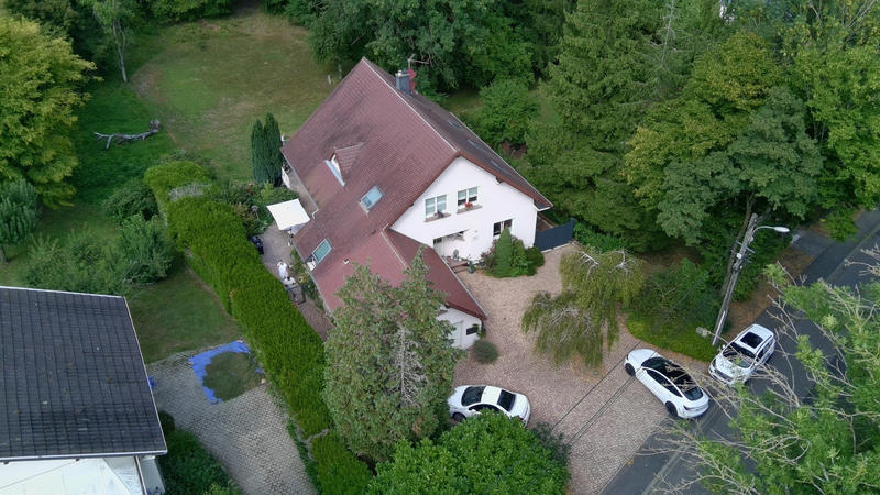 Maison - 238 m² - 7 pièces