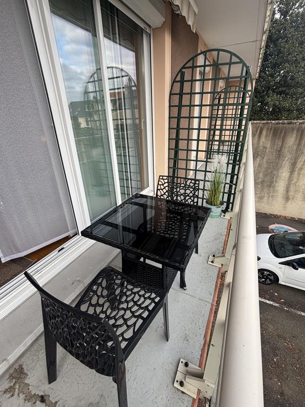 Appartement - 102 m² - 6 pièces