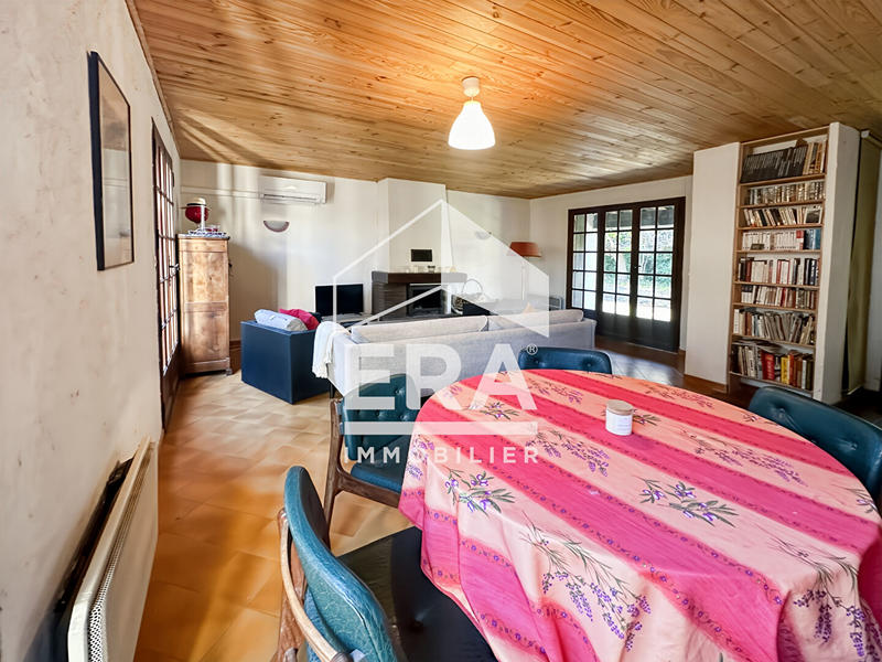 Maison - 93 m² - 4 pièces