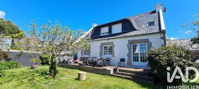 Maison - 121 m² - 7 pièces