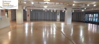 Local commercial - 1 500 m²