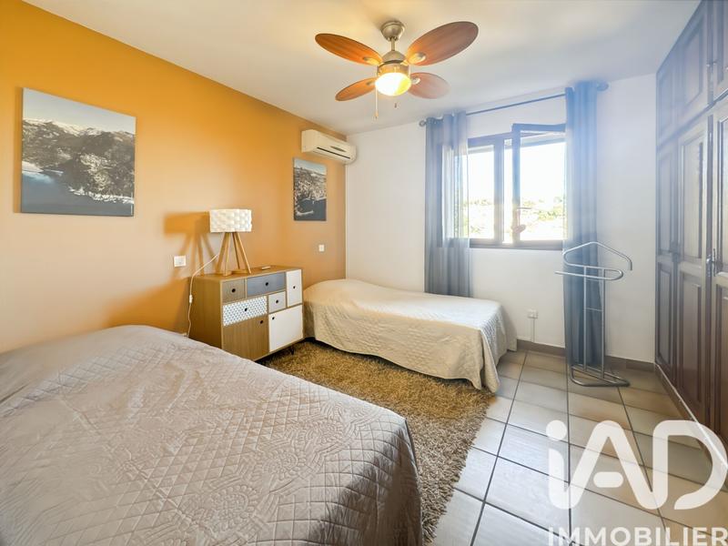 Maison - 225 m² - 7 pièces