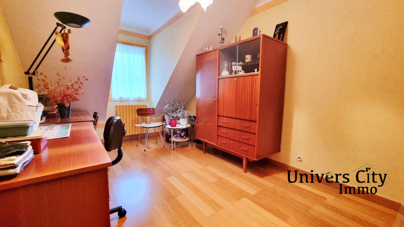 Maison - 128 m² - 7 pièces