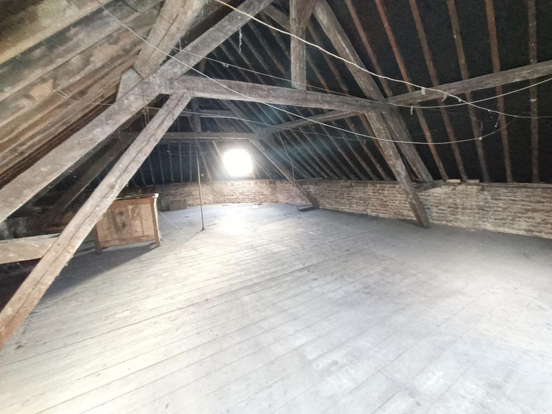 Maison - 212 m² - 5 pièces