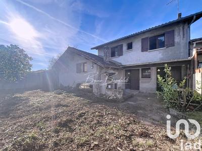 Maison - 210 m² - 6 pièces