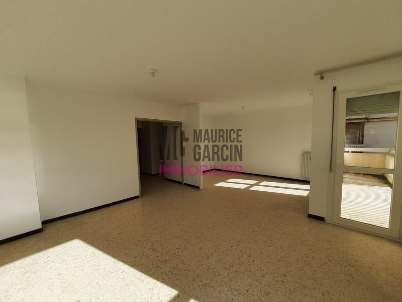 Appartement - 85 m² - 3 pièces